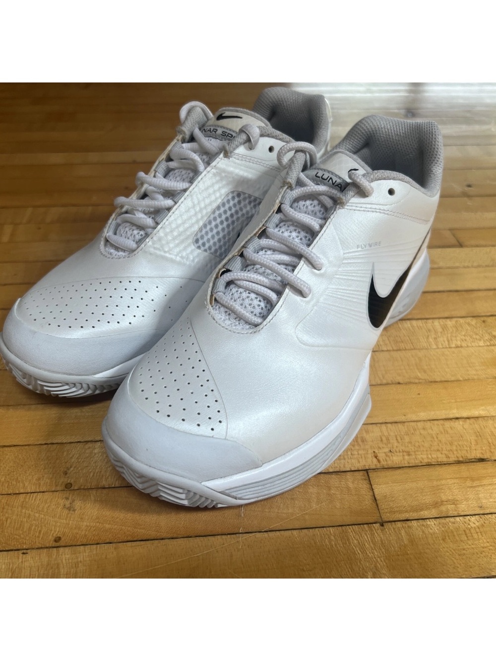 Nike Women's Size 8 Lunar Speed Sneakers Fly Wire Support & Ortholite Insoles